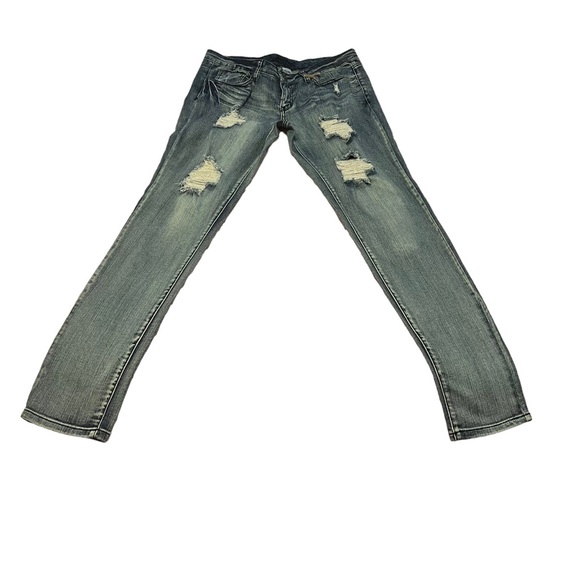 NWOT! Revolt Medium Denim Distressed Skinny Jeans, Juniors 15 - Picture 1 of 7